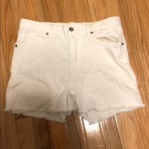 UNI QLO White Shorts